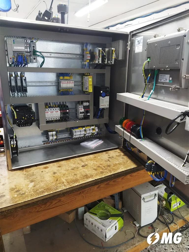 Ontwerp elektrische regelpanelen