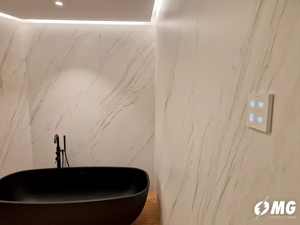 Domotics KNX Altea Alicante - Dokunmatik banyo kontrolü