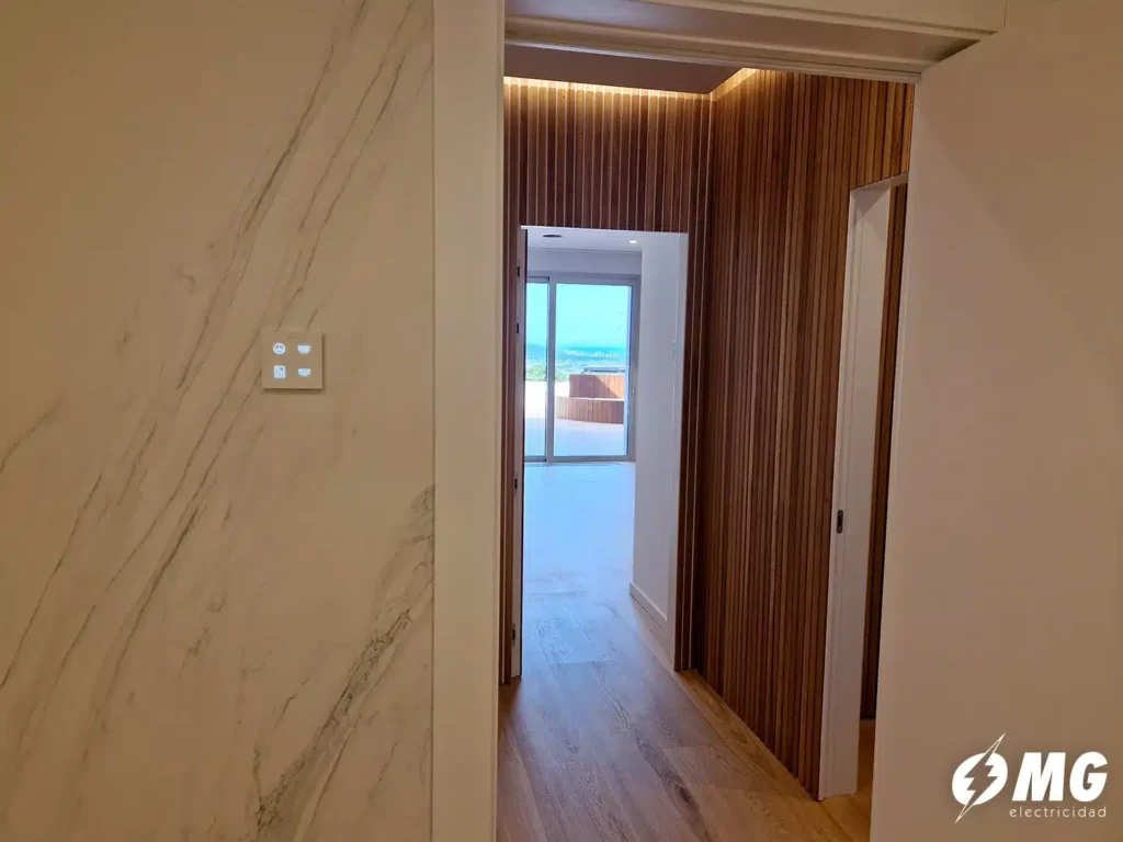 Domotics KNX Altea Alicante - Basmalı düğme dokunmatik aydınlatma